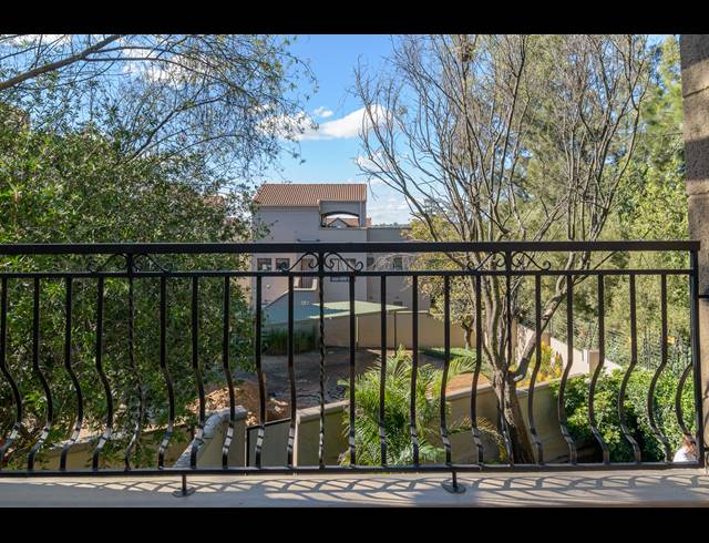 2 BEDROOM APARTMENT FOR SALE IN PAULSHOF